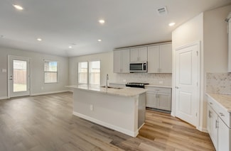 512 Stagg St, McKinney, TX 75069