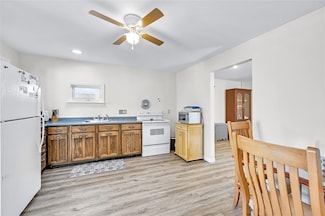 803 Cross Bay Blvd, Broad Channel, NY 11693