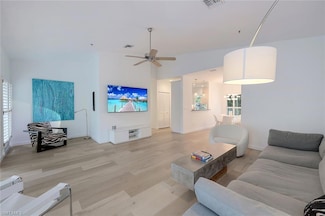 359 2nd St S Unit 359, Naples, FL 34102