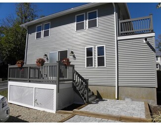 5 Twelfth St, Wareham, MA 02558