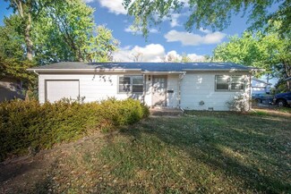 962 N Acadia St, Wichita, KS 67212