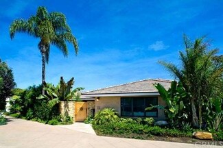 300 Piazza Lido, Newport Beach, CA 92663