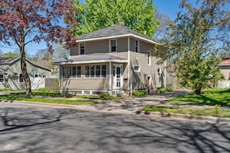 521 Winnebago St, La Crosse, WI 54601