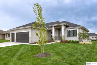 5505 N 208th Ave, Elkhorn, NE 68022