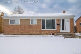 8225 N Hubbard St, Westland, MI 48185