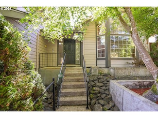 3794 Wilshire Ln, Eugene, OR 97405