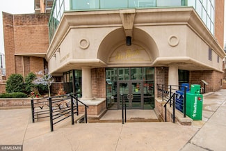 78 10th St E Unit R805, Saint Paul, MN 55101
