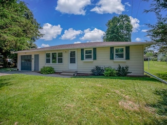 220 Juneau St, Lowell, WI 53557