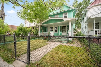 2150 W 98th St, Cleveland, OH 44102