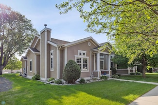 1395 Highpointe Dr N, Fargo, ND 58102