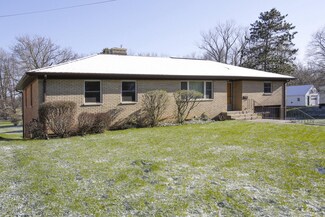 1029 Parchmount Ave, Kalamazoo, MI 49004