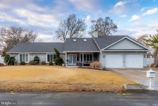 847 Sunrise Ave, Woodbury, NJ 08096