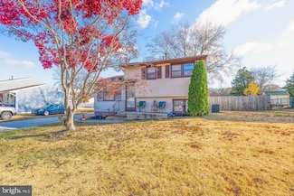 683 Nottingham Dr, Vineland, NJ 08360