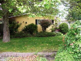 652 SW 144th Place, Burien, WA 98166