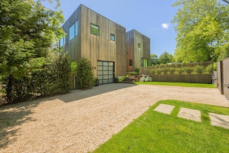 65 Audubon Ave, Bridgehampton, NY 11932