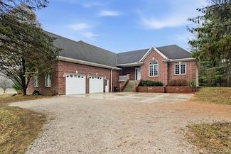 7669 Rynn Rd, Kenockee, MI 48006