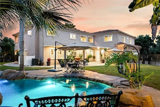 831 W Las Palmas Dr, Fullerton, CA 92835