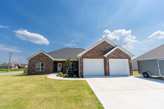 40 Duncan Ln, Vilonia, AR 72173