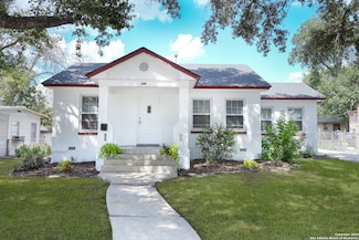 907 Vanderbilt St, San Antonio, TX 78210