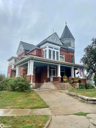 301 E Division St, Audubon, IA 50025