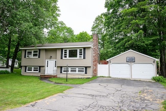 21 Richville Rd, Standish, ME 04084
