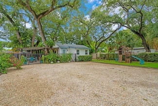1341 NE 151st St, North Miami Beach, FL 33162