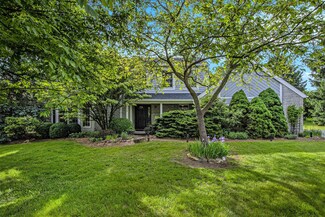 1336 Coventry Square Dr, Ann Arbor, MI 48103