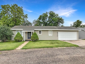 850 E 6th St, Colby, KS 67701