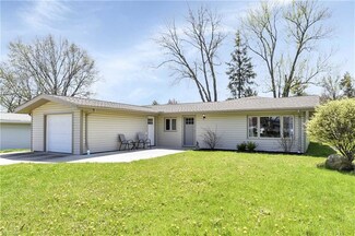 9043 Cranbrook Dr, Northfield, OH 44067