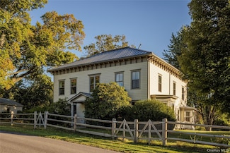 108 Wey Rd, Rhinebeck, NY 12572