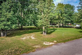 2506 W Robinhood Dr, Bryant, AR 72019