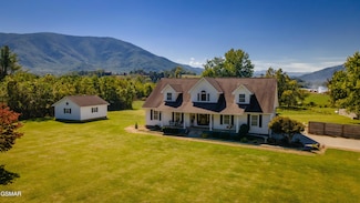 3450 Valley View Rd, Sevierville, TN 37862