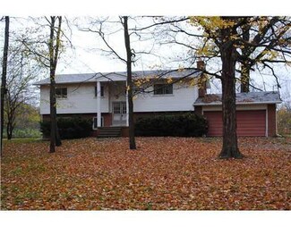 10343 Bemis Rd, Willis, MI 48191