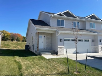 113 Dawson Dr, West Branch, IA 52358