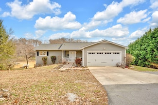 265 Pine Crest Dr, Rutledge, TN 37861