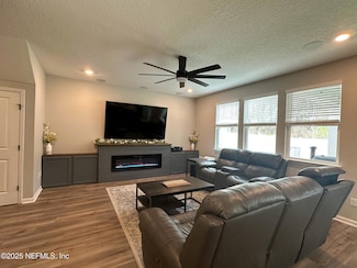 3271 Loblolly Pine Ct, Middleburg, FL 32068