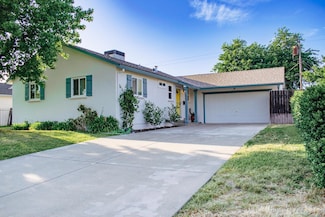 2041 Berg Ave, Sacramento, CA 95822