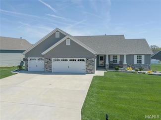 487 Cass Dr, Troy, MO 63379