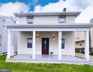 7322 School Ln, Elkins Park, PA 19027