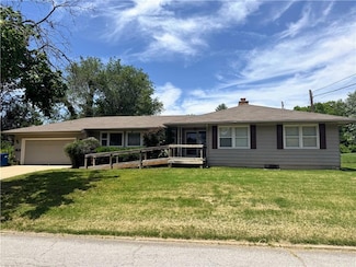 106 Northview Dr, Excelsior Springs, MO 64024