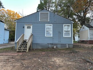 157 E College St, Shreveport, LA 71104