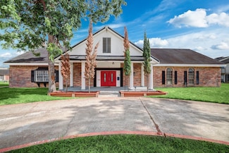 10627 Sandpiper Dr Unit 136, Houston, TX 77096