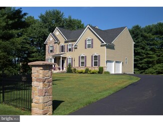 2077 Store Rd, Harleysville, PA 19438