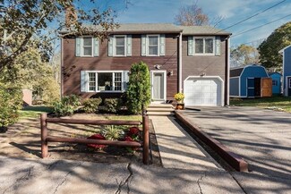 2 Whitaker Way, Beverly, MA 01915