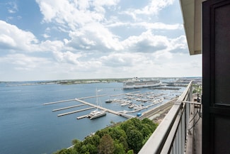 45 Eastern Promenade Unit 8D, Portland, ME 04101