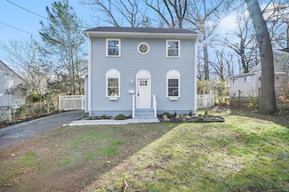 28 Devon Dr, Manchester, CT 06040