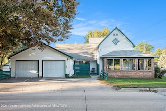 318 S Shiawassee St, Corunna, MI 48817
