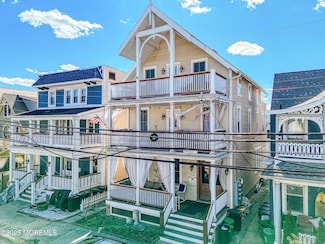 34 Embury Ave, Ocean Grove, NJ 07756