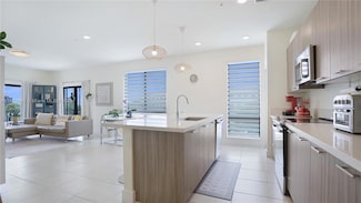 8301 NW 41st St Unit B-404, Doral, FL 33166