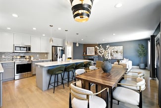 30 Gilroy St, San Francisco, CA 94124